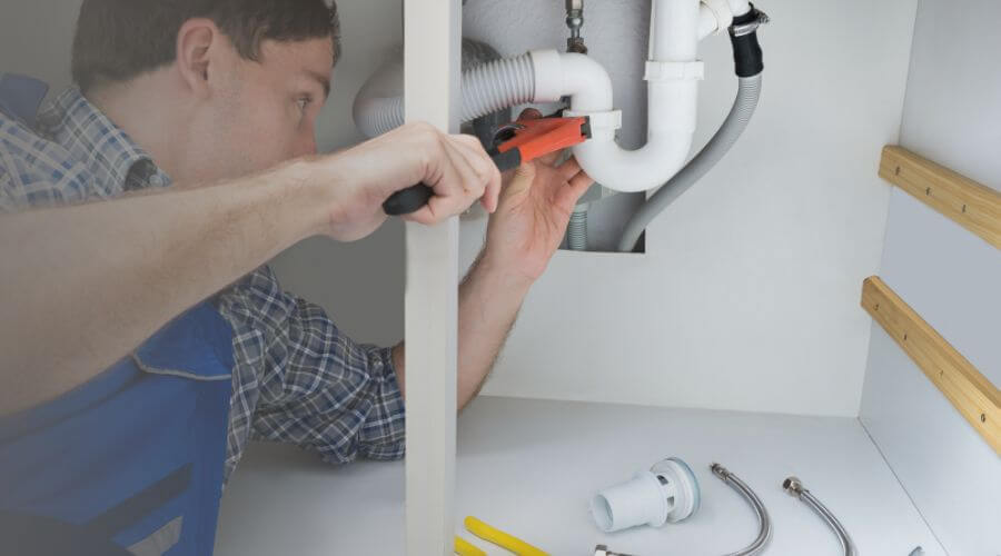 Professional Leak Detection Services in Mooreland, IN